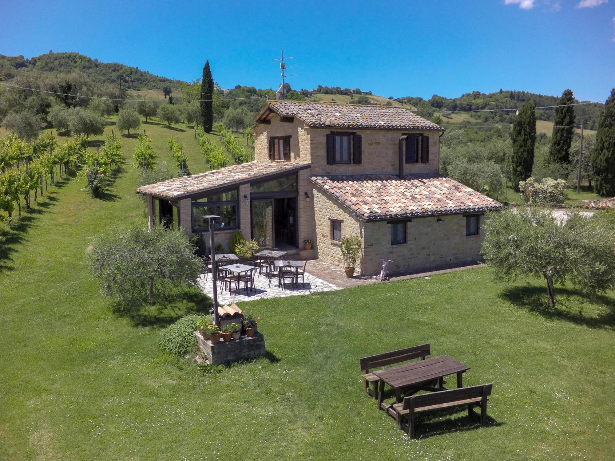 Agriturismo Tre Querce Penna San Giovanni Екстериор снимка
