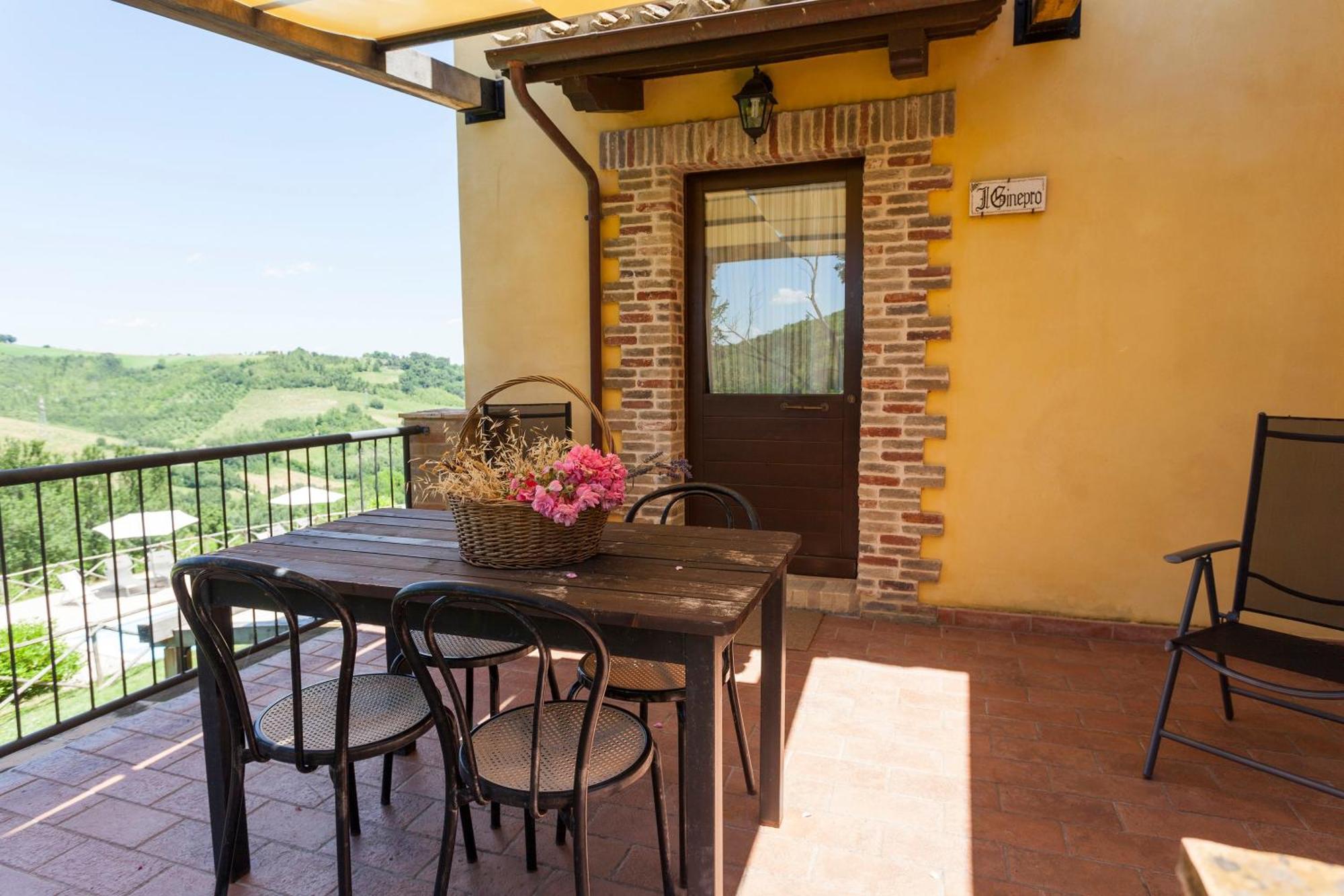 Agriturismo Tre Querce Penna San Giovanni Екстериор снимка