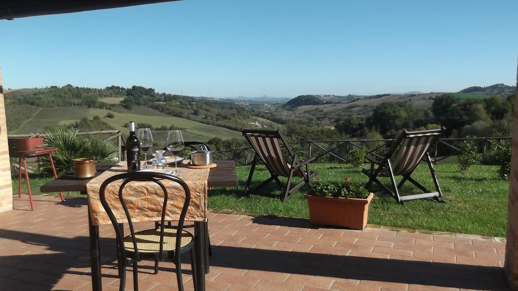 Agriturismo Tre Querce Penna San Giovanni Екстериор снимка